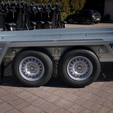 Brenderup MT 3651 360x179 POD MINIKOPARKĘ DMC 3500 Podłoga stalowa