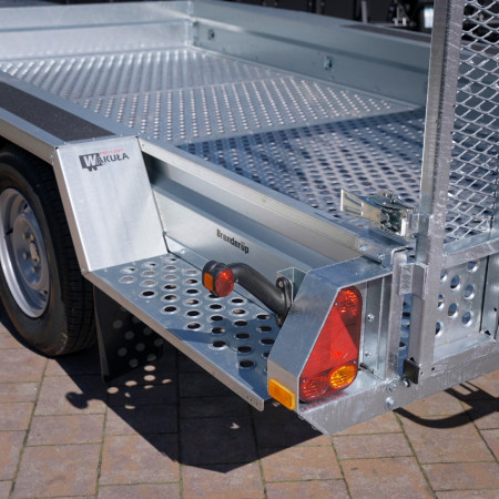 Brenderup MT 3651 360x179 POD MINIKOPARKĘ DMC 3500 Podłoga stalowa