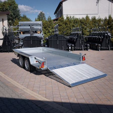 Brenderup MT 3651 360x179 POD MINIKOPARKĘ DMC 3500 Podłoga stalowa